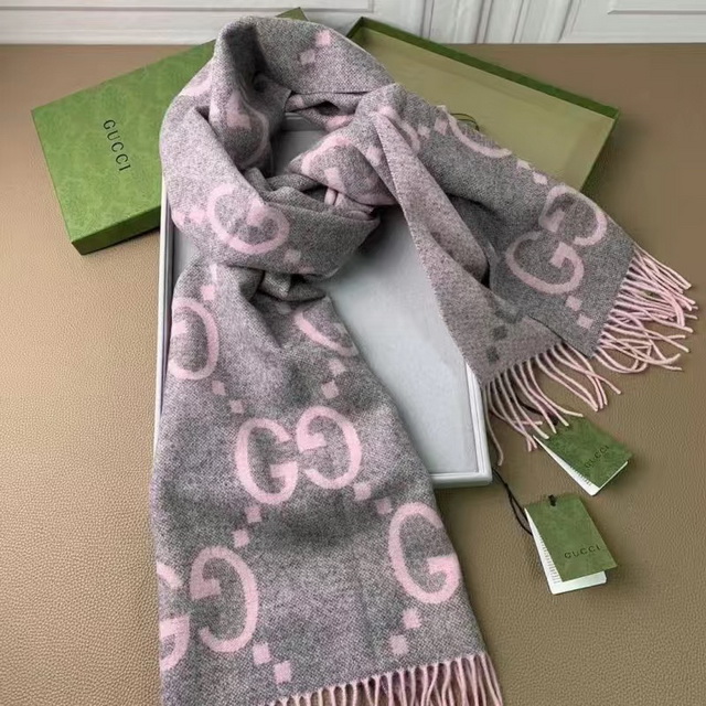 GUCCl brand scarf 20